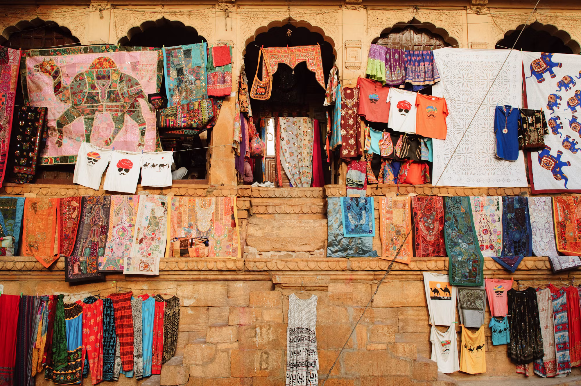 Navigating the Future of Retail: Trends Shaping Consumer Experiences